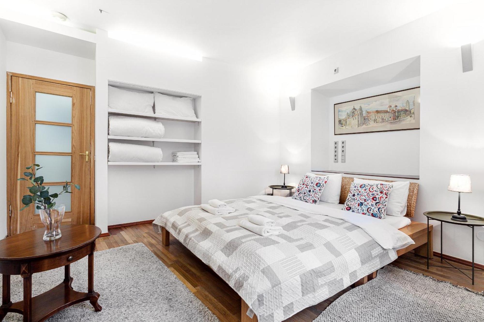 Saint Ignoto Bright 1 Bedroom By Reside Baltic Vilnius